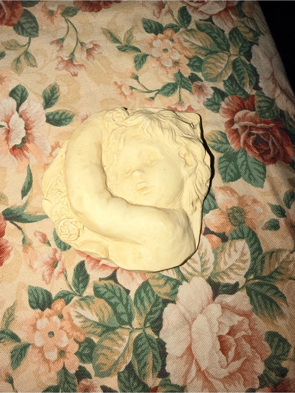 Vintage Hen Feathers‎ Cherub Wall Plaque Romantic Cottagecore Angel Relief